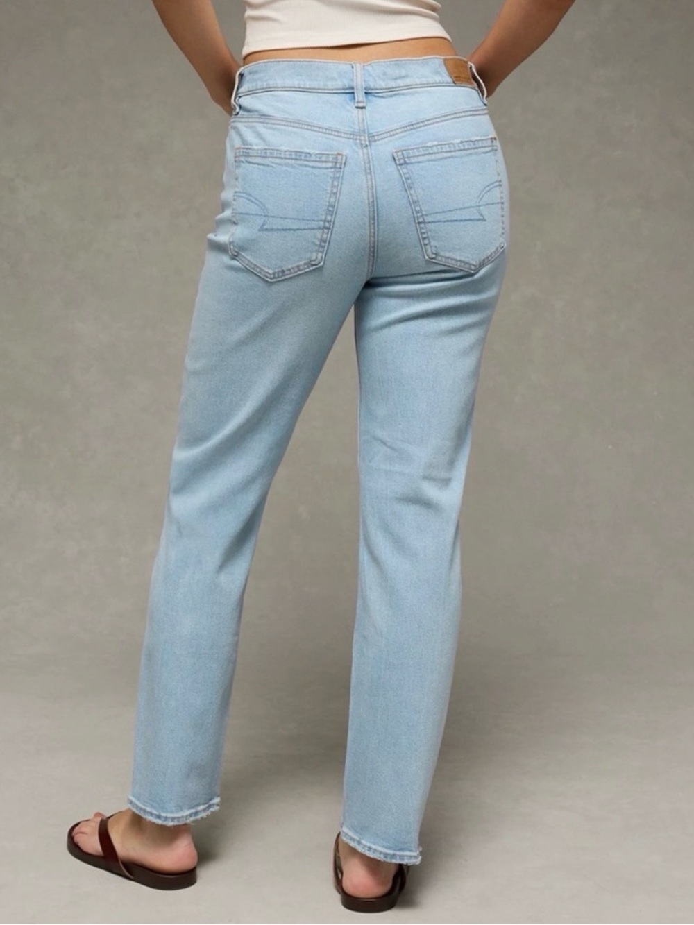 NWT American Eagle Super High Rise Straight Leg Jeans Stretch Light Wash 10 / 30 - Picture 8 of 13